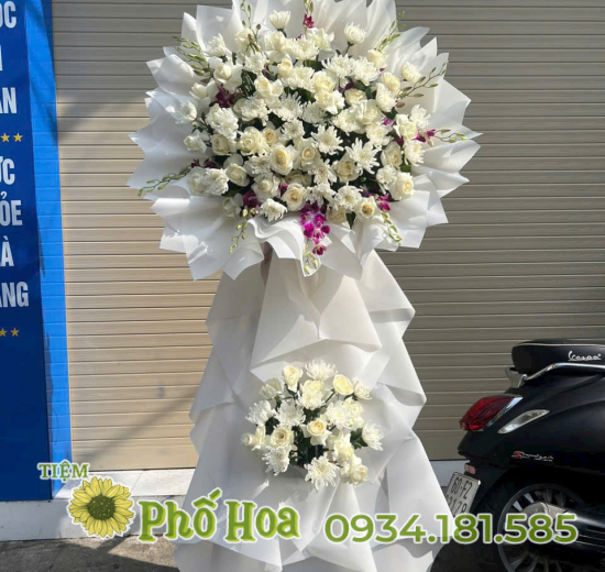 Hoa Chia Buồn - MS06