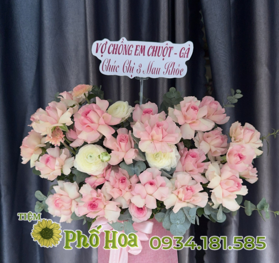 Giỏ hoa chúc mừng tông hồng