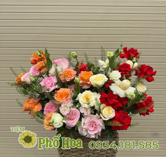 Giỏ hoa chúc mừng - ms 222